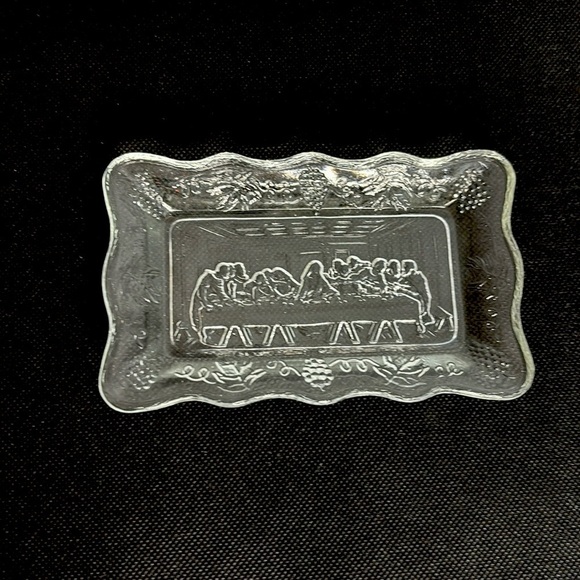 ANGELS, CROSSES & LAST SUPPER DISH BUNDLE (5) - Picture 4 of 8